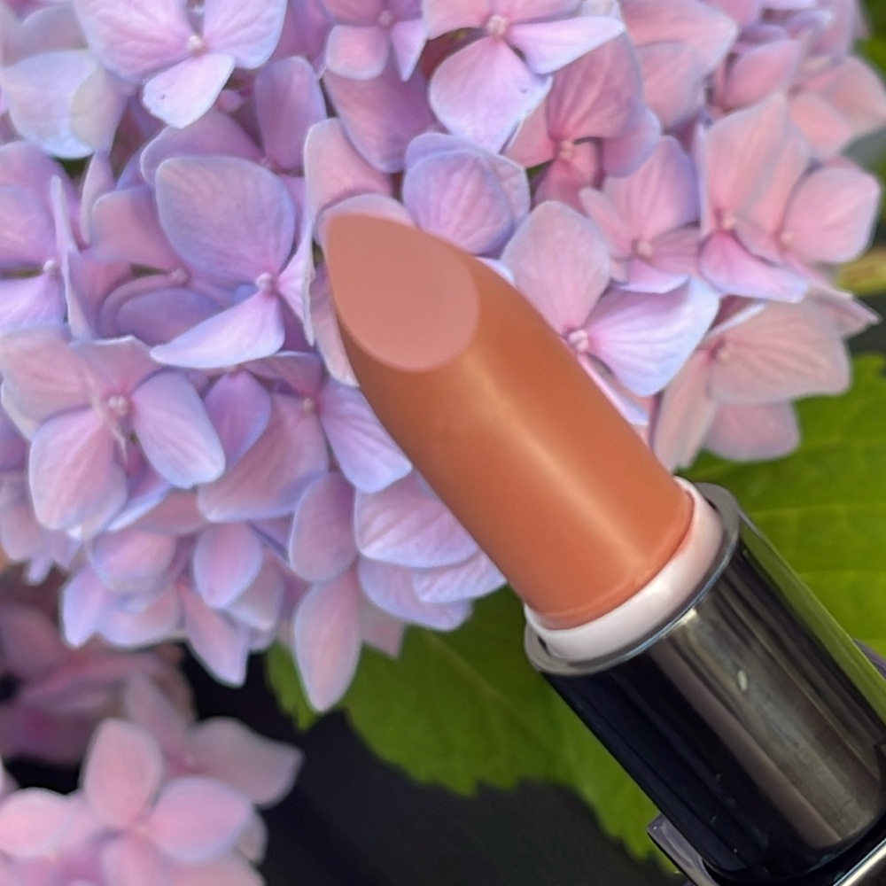 TRUST FUND BEAUTY - Lipgasm Lipstick - Birthday Suit